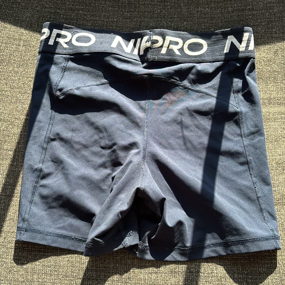 NIKE PROS - Picture 3 of 3